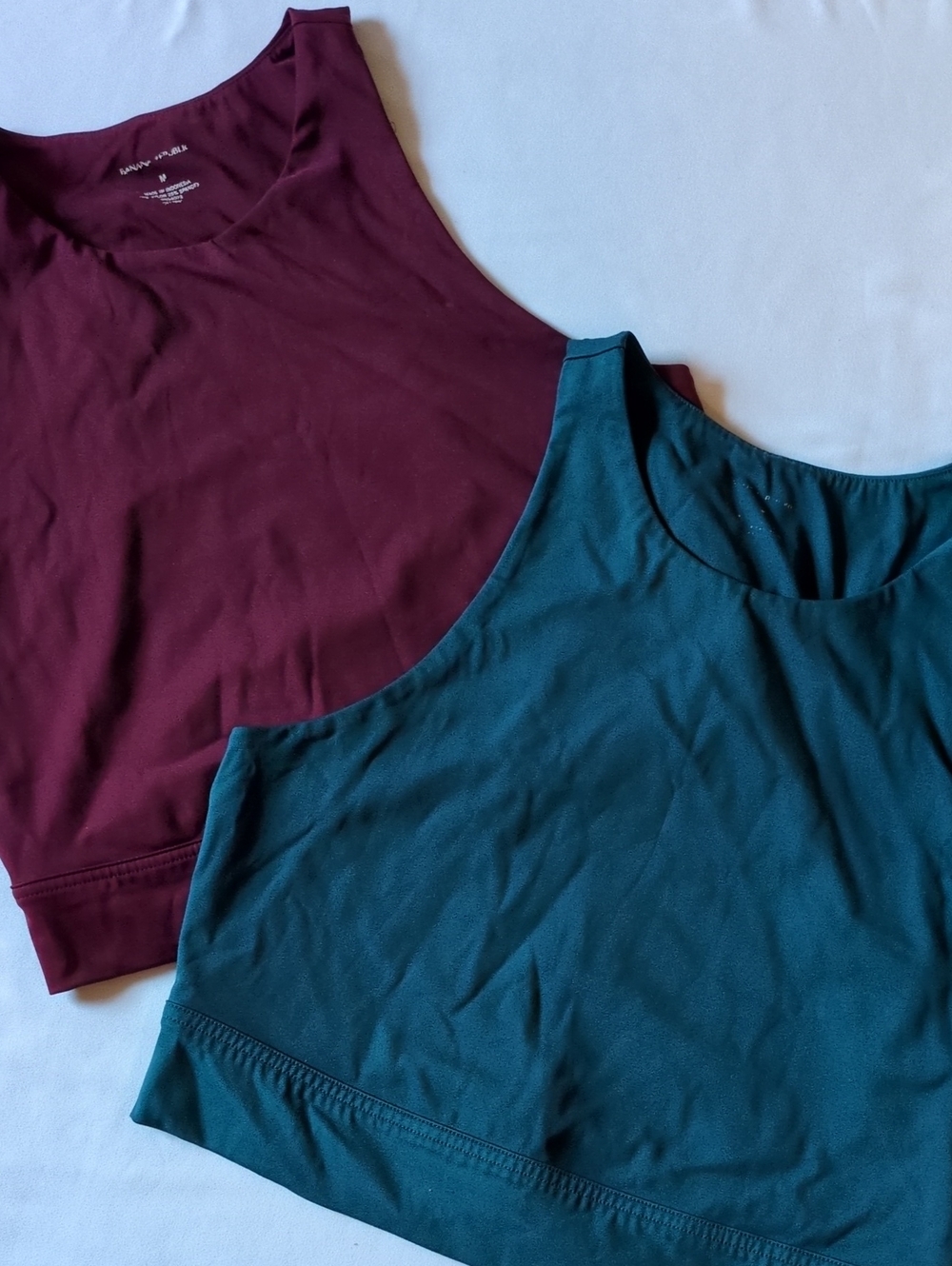 Banana Republic Burgundy & Teal, 2-Pack Women's Medium Athletic Top
